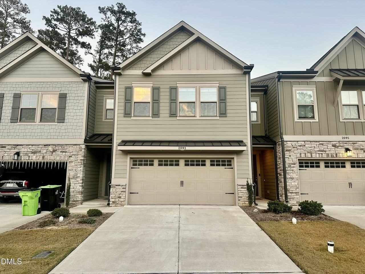 2093 Maggie Valley Dr