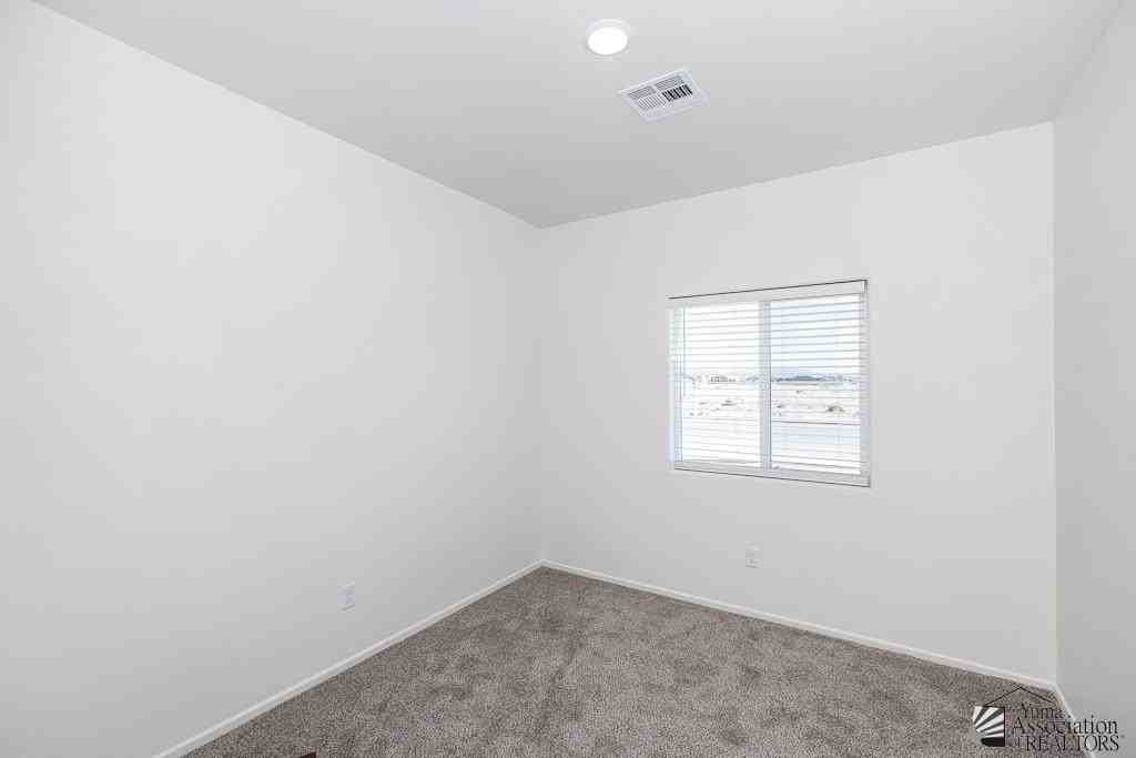 S Desert Oasis Dr - Photo 6 of 20