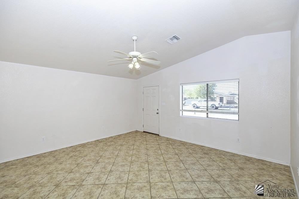 10457 S Tornado Ave - Photo 4 of 21