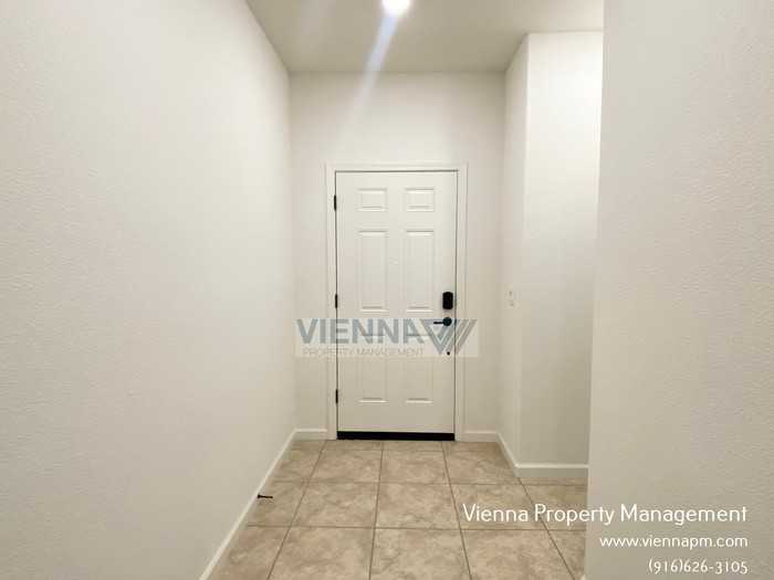 9184 Osterville Dr - Photo 2 of 31