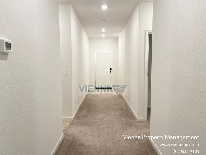 9184 Osterville Dr - Photo 6 of 31