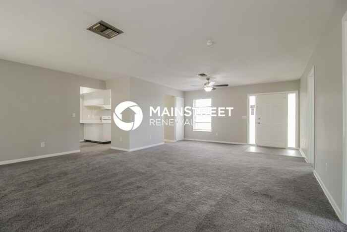 1927 English Dr - Photo 3 of 15