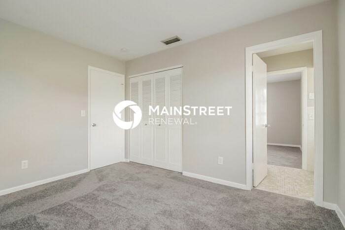 1927 English Dr - Photo 7 of 15