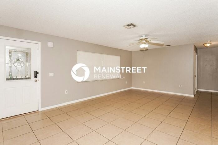 2208 Spring Cir - Photo 3 of 16