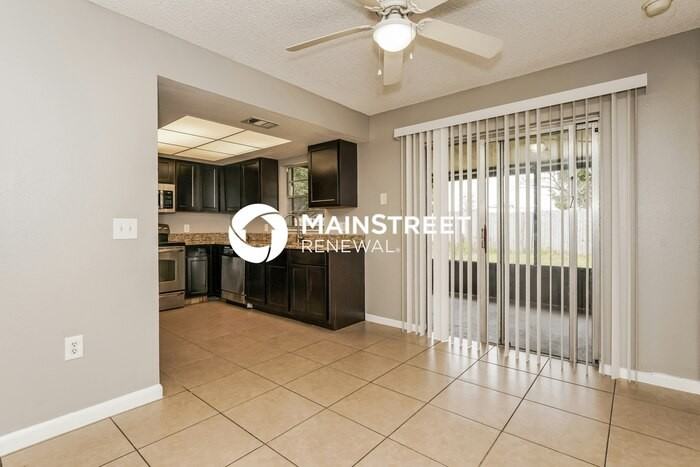 2208 Spring Cir - Photo 7 of 16