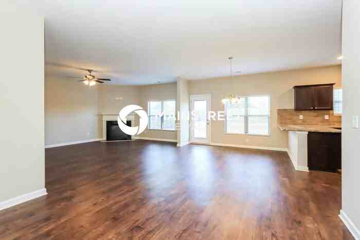 1509 Culpepper Ln - Photo 3 of 15