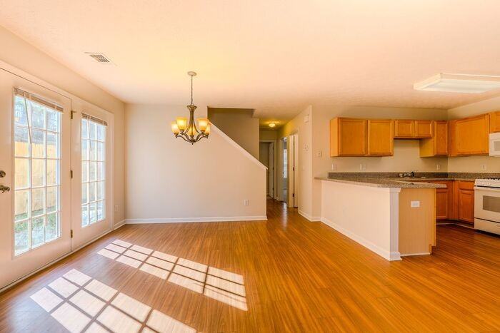 263 Silver Ridge Dr - Photo 7 of 24