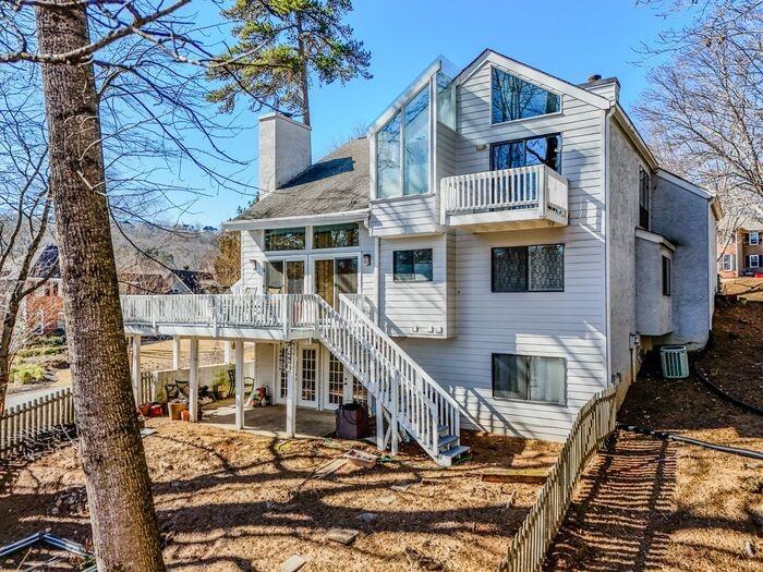 4518 Club House Dr - Photo 3 of 50