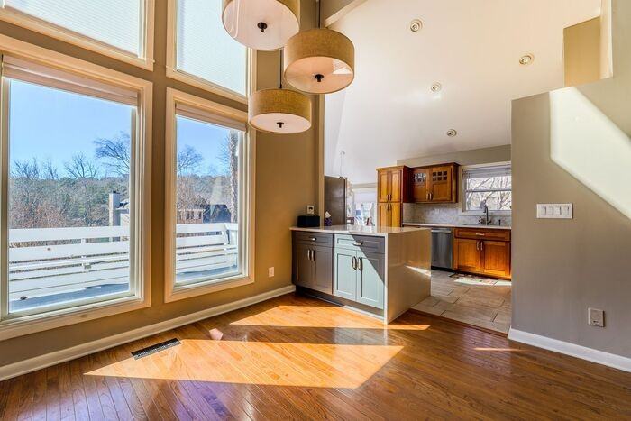 4518 Club House Dr - Photo 7 of 50