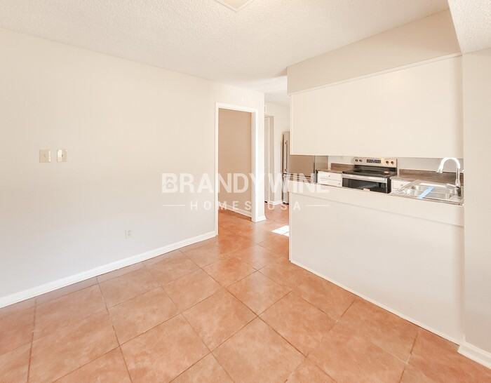 6395 Golden Park Dr - Photo 7 of 33