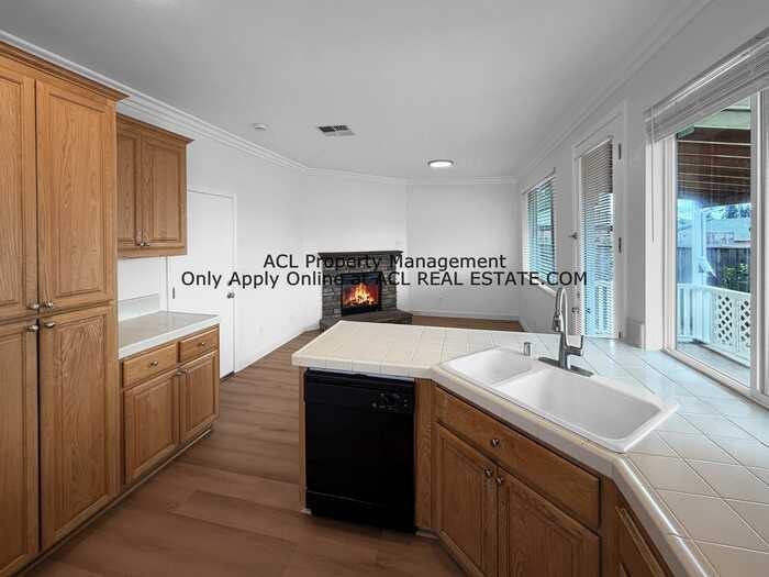 19799 Kennedy Park Pl - Photo 6 of 26