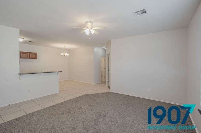 1509 Tahoe Ln - Photo 5 of 25