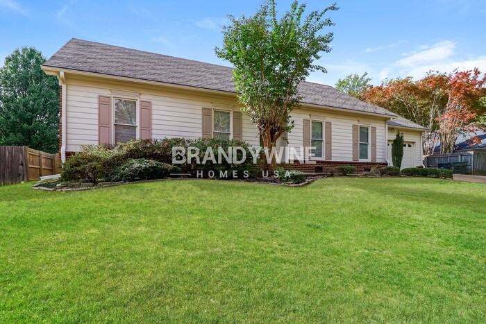 2795 Lanthorn Dr - Photo 2 of 18