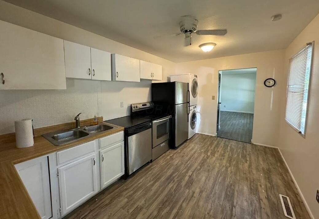 3638 Clearwater Dr - Photo 2 of 10