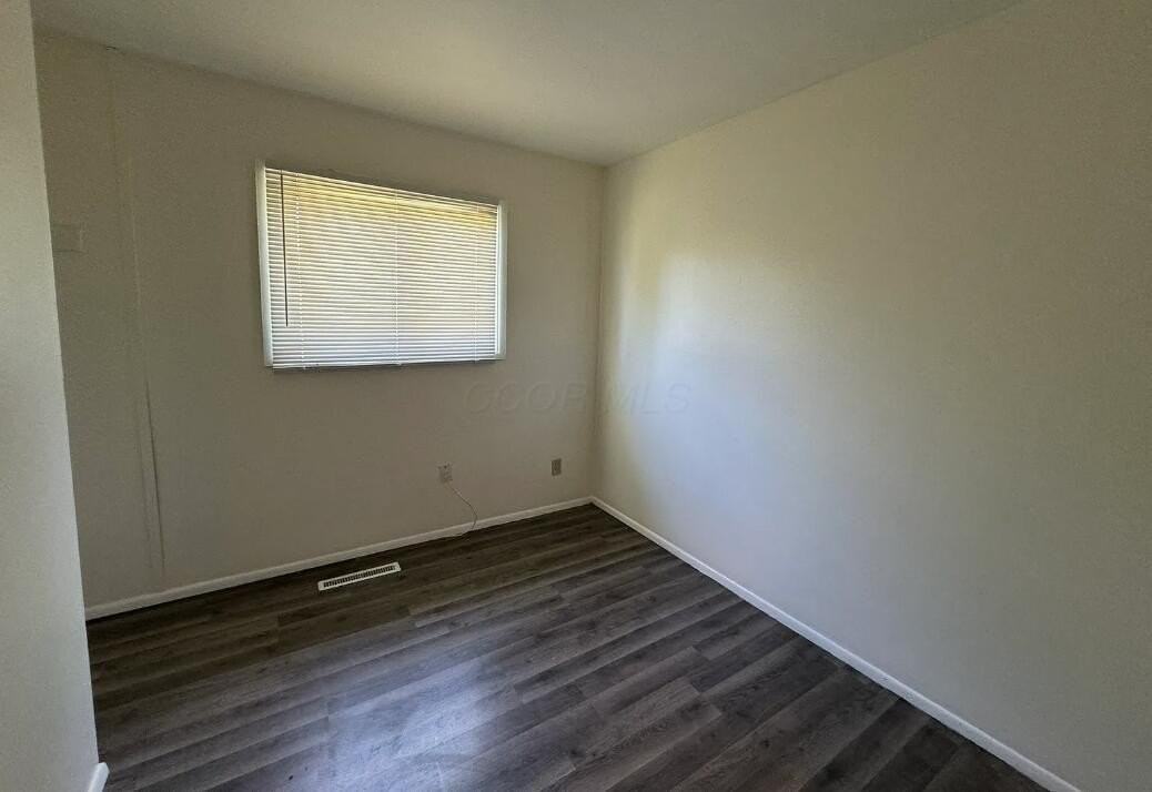 3638 Clearwater Dr - Photo 3 of 10