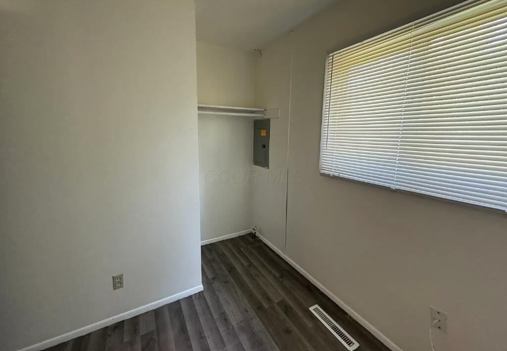 3638 Clearwater Dr - Photo 5 of 10