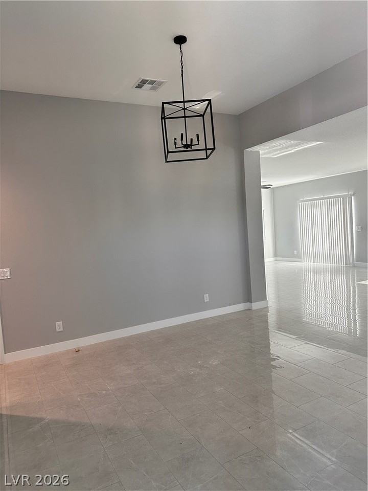 2560 Bonano Ct - Photo 4 of 11