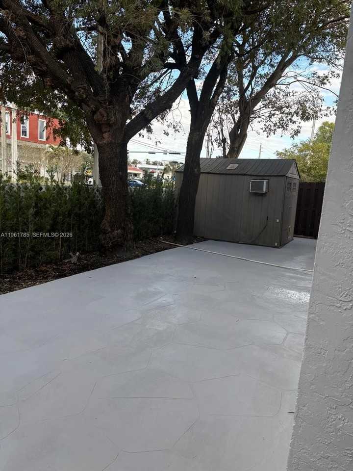 10225 Nw 57th Ter #10225 - Photo 2 of 50