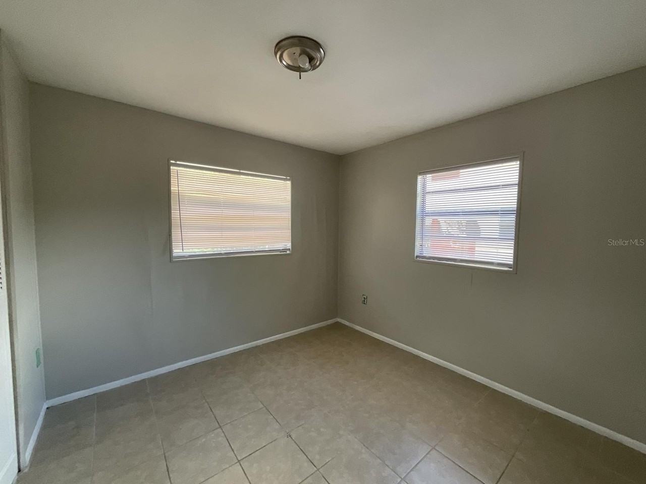 4526 Balboa Dr - Photo 5 of 6