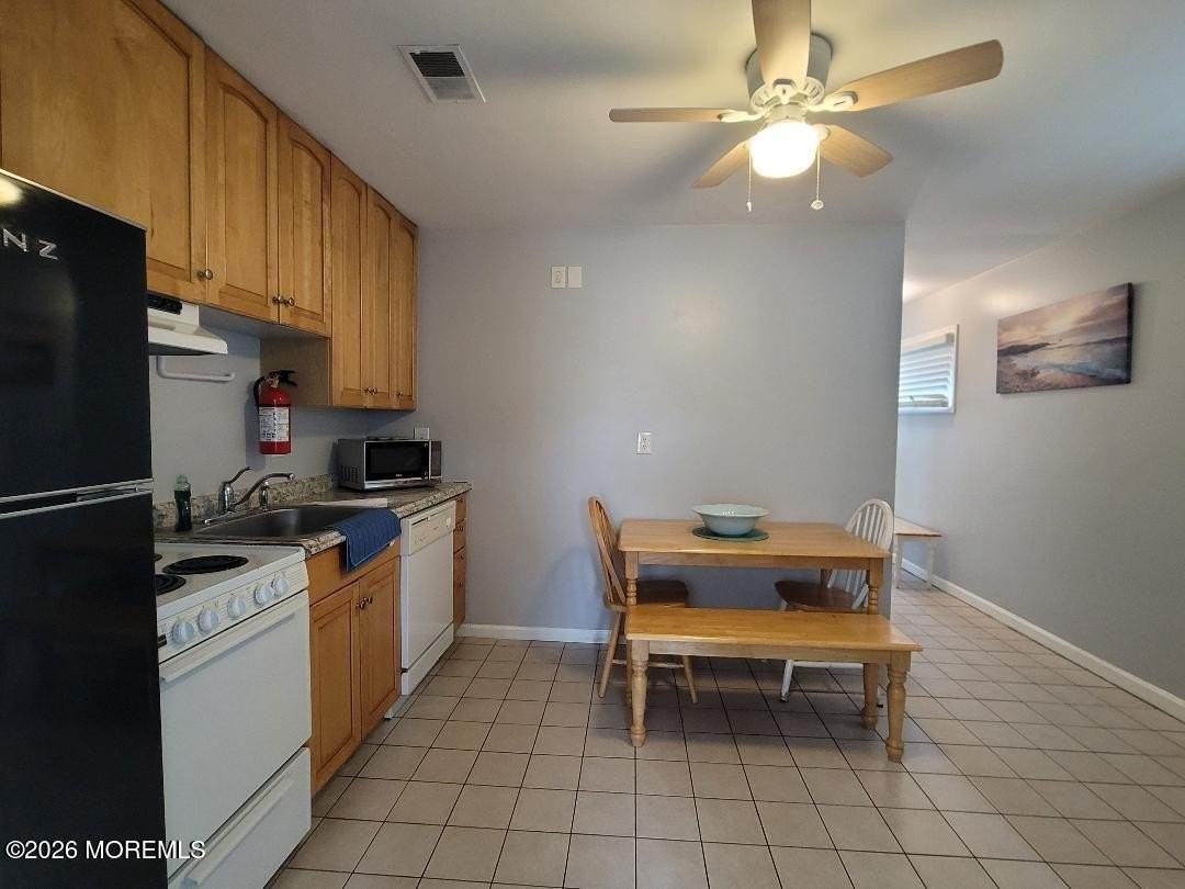 602 Central Ave - Photo 5 of 14