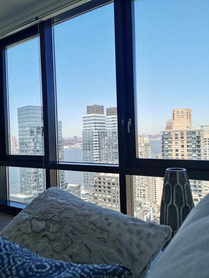 408 W 58th St #1461698P - Photo 6 of 9