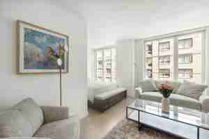 featured image of 500 W 50th St