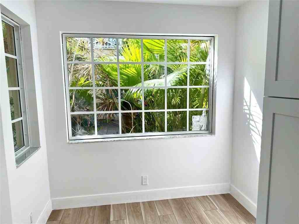 4525 Bougainvilla Dr #5 - Photo 7 of 47