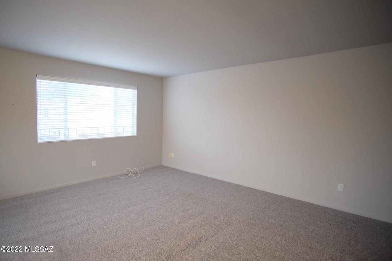 6709 E Calle La Paz Unit D #D - Photo 4 of 26