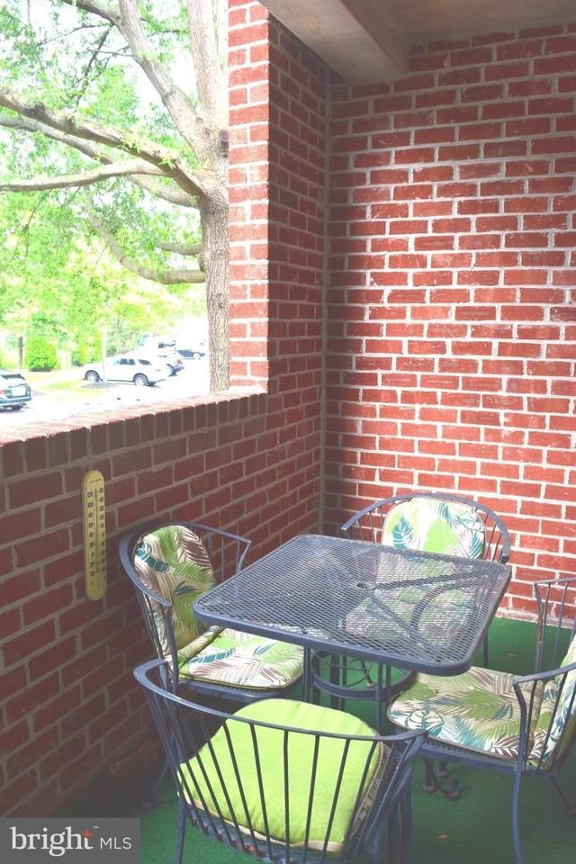 19 Juliet Ln Apt 201 #201 - Photo 7 of 10