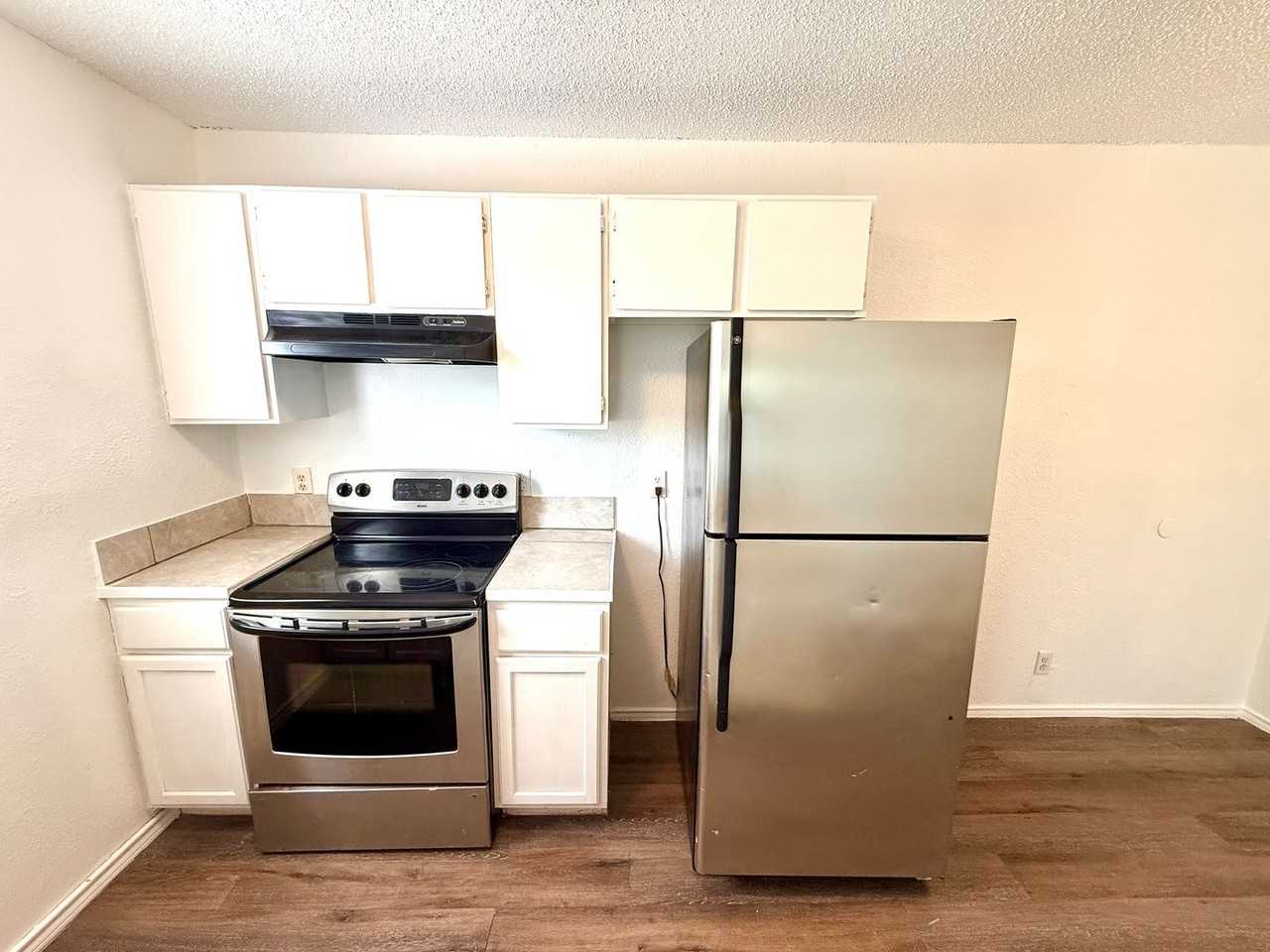 518 Briggs Avenue #201 - Photo 4 of 20