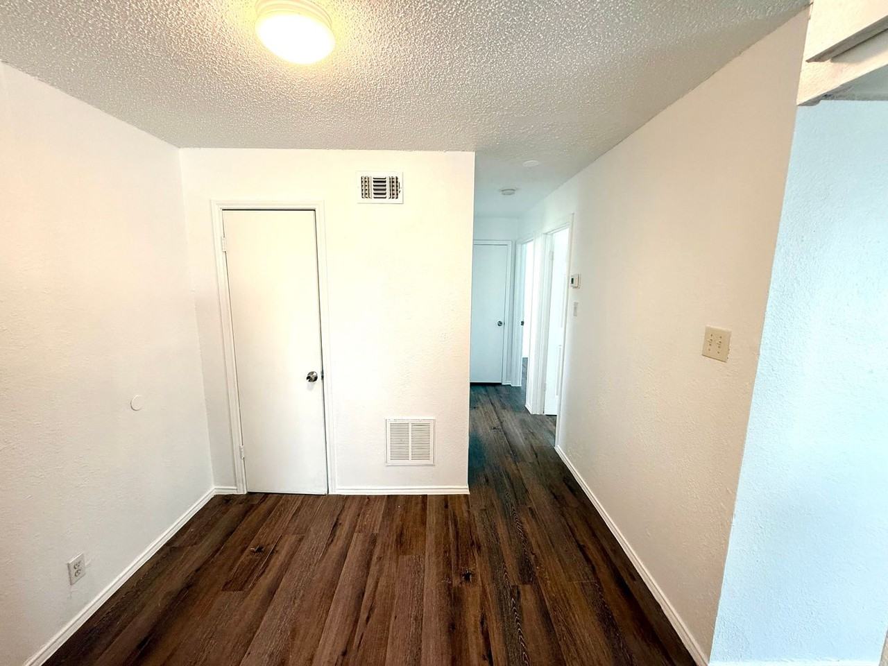 518 Briggs Avenue #201 - Photo 6 of 20