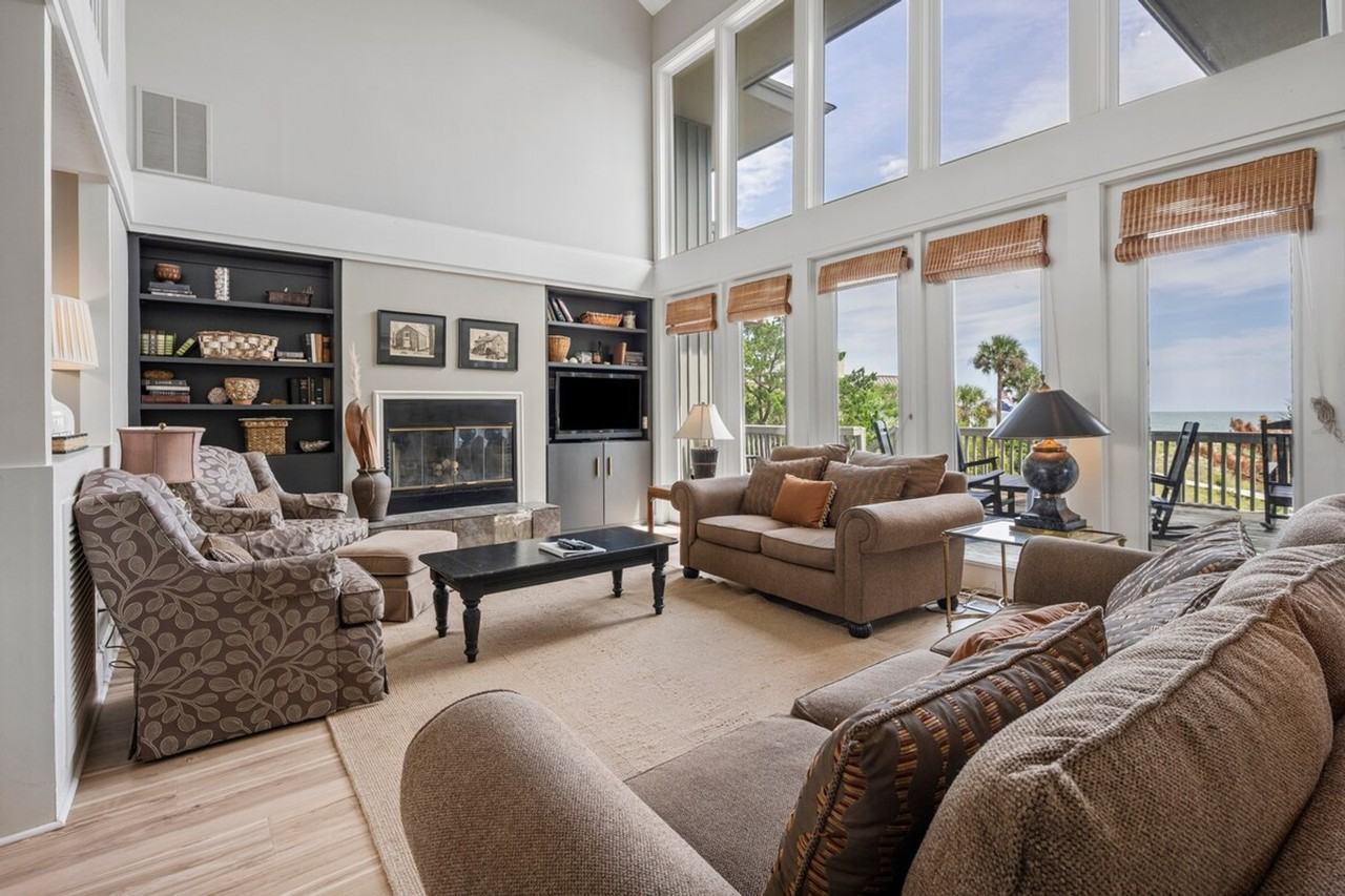 409 Debordieu Boulevard - Photo 3 of 69