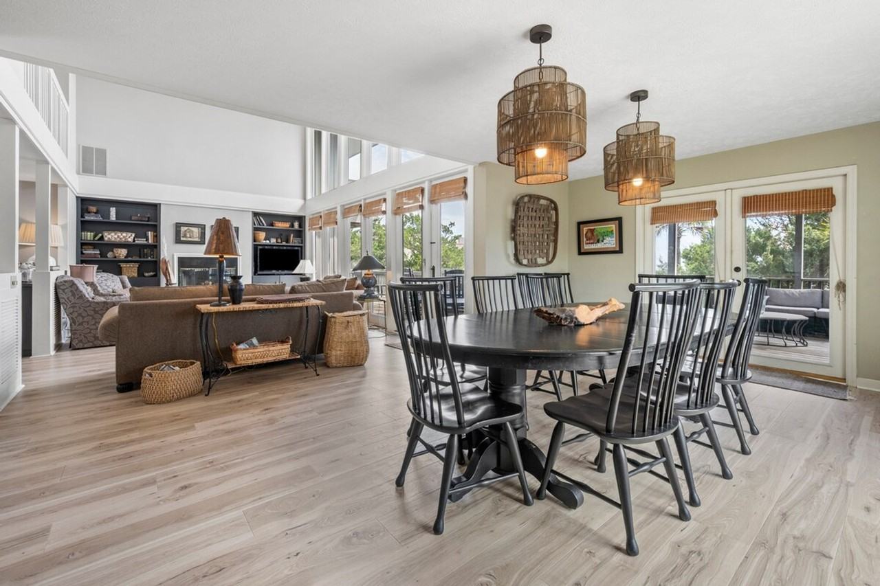 409 Debordieu Boulevard - Photo 7 of 69