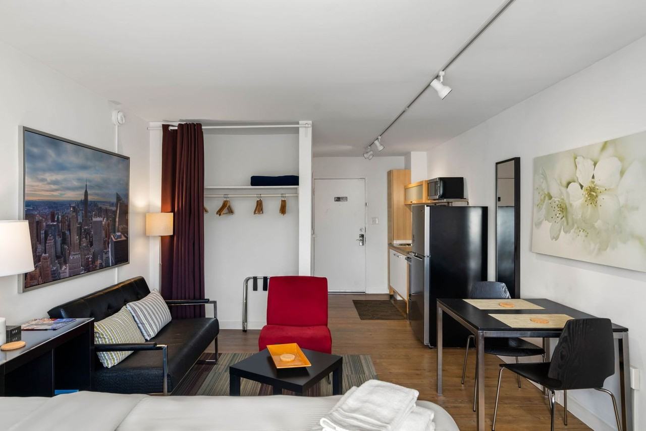 47 5th St Nw #1226667P - Photo 3 of 46