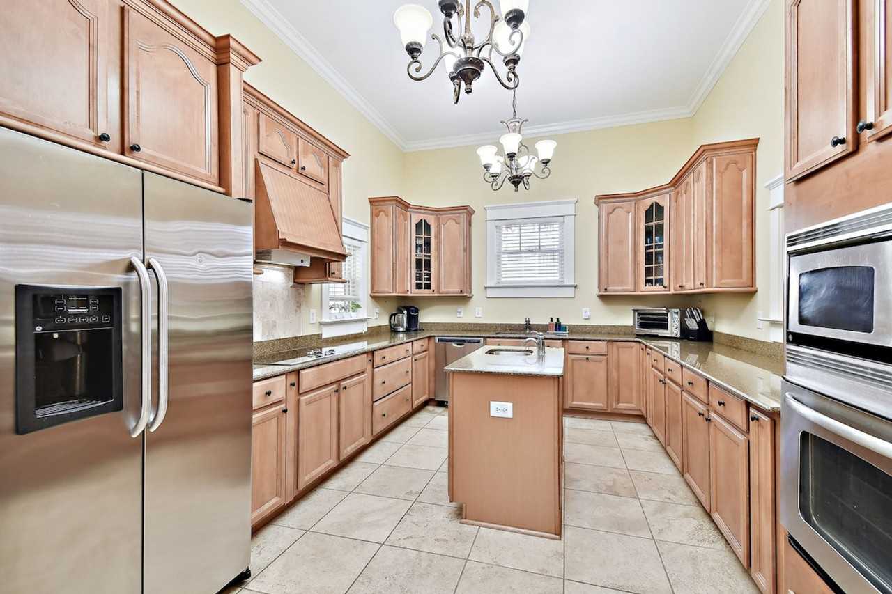 509 S Willow Ave #1272821P - Photo 3 of 50