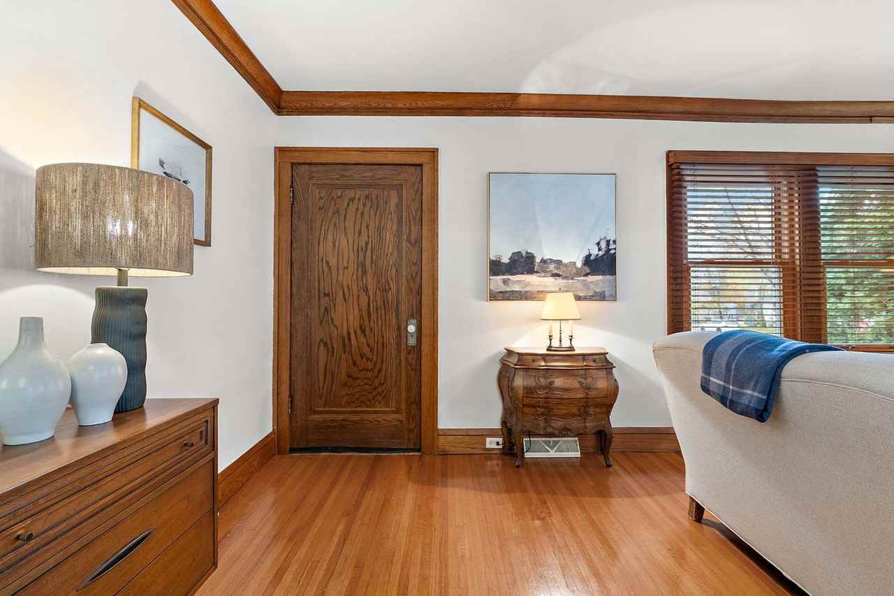 5252 Drew Ave S #1369957P - Photo 4 of 50