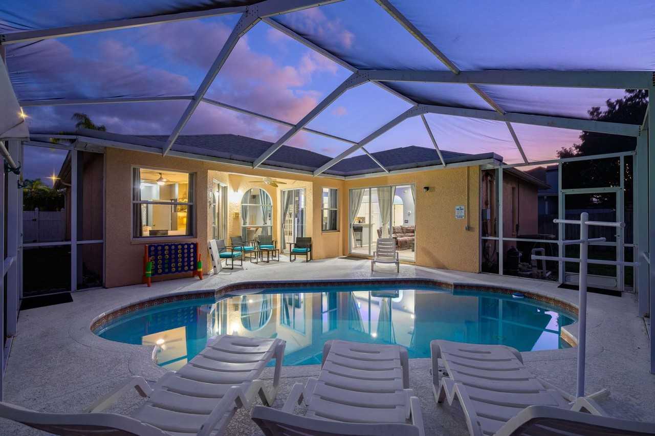 11509 Glenmont Dr #1395642P - Photo 5 of 46