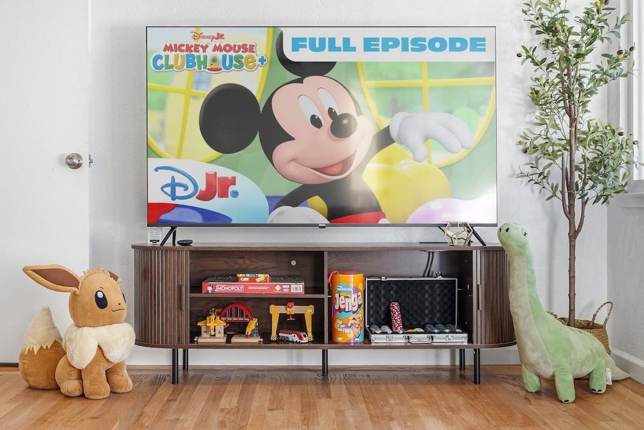 422 Morse Ave #1460104P - Photo 6 of 32