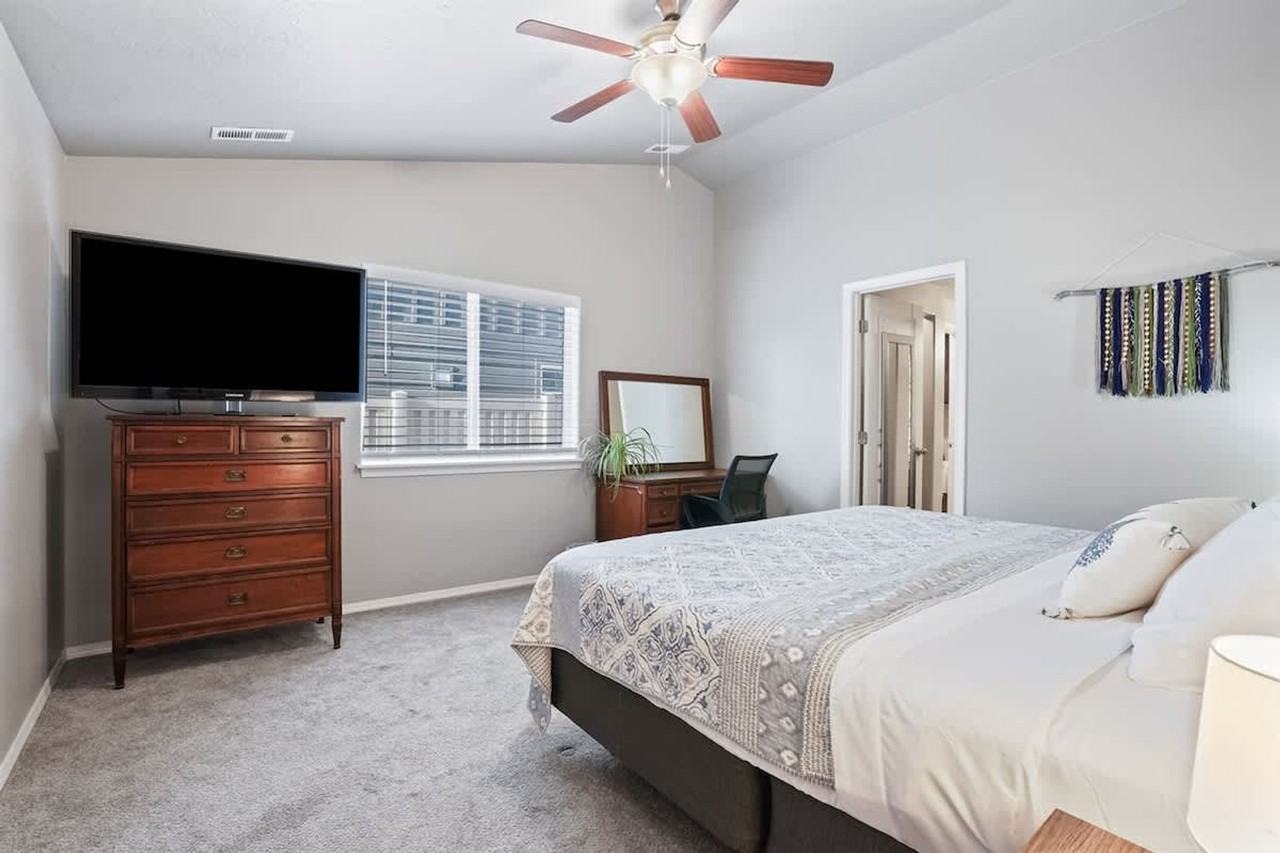 218 Cliff Swallow Ave #1460944P - Photo 4 of 25