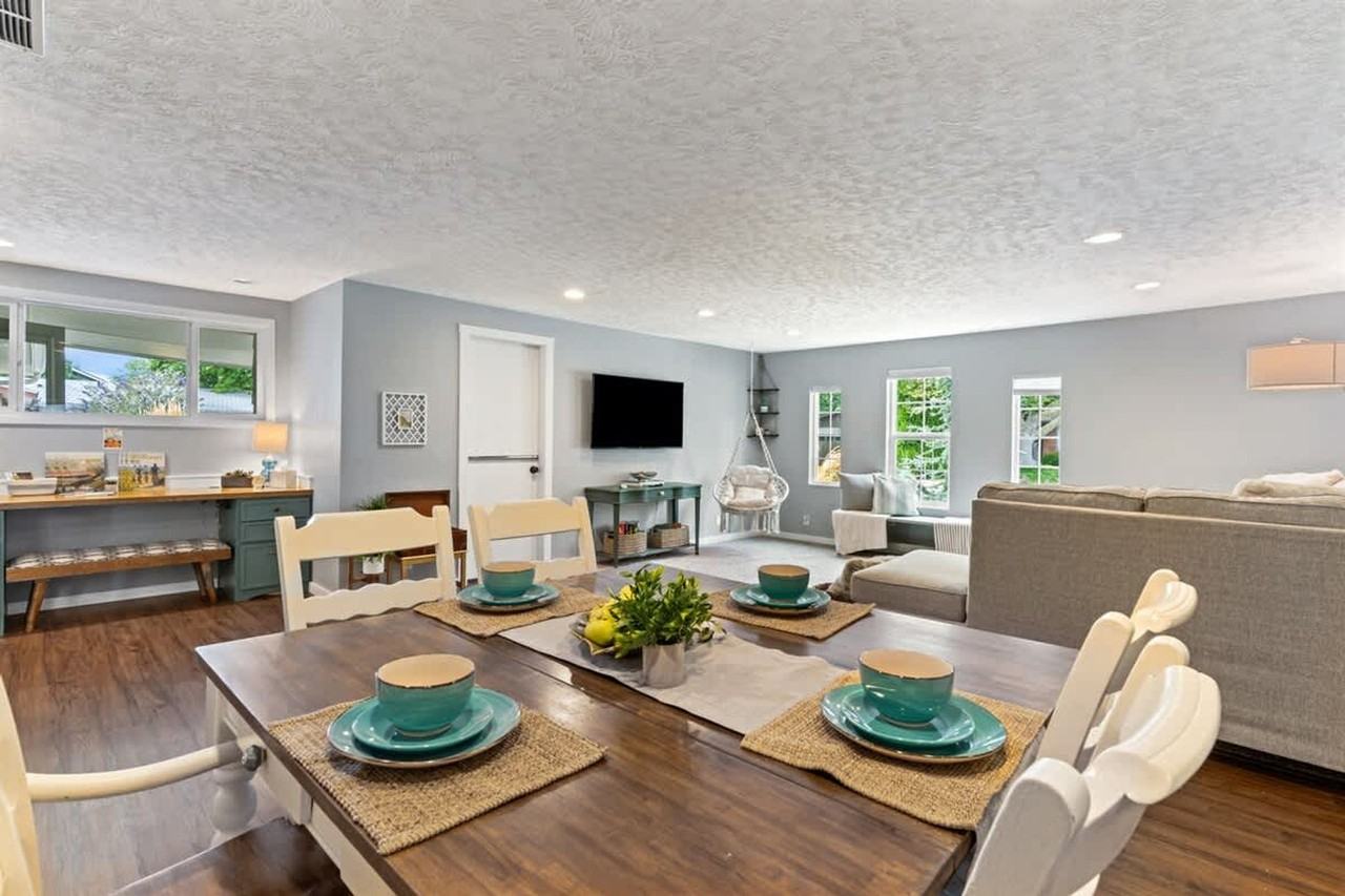 3413 W Sunset Ave #1460918P - Photo 7 of 50