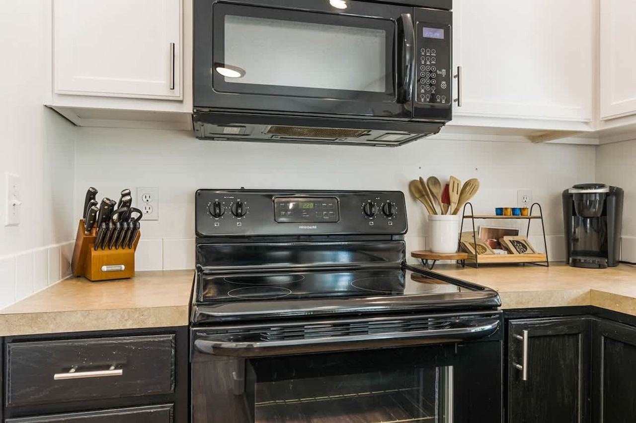 19701 Cumberland Way #1460909P - Photo 7 of 36