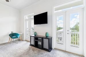 featured image of 337 Grande Pointe Cir