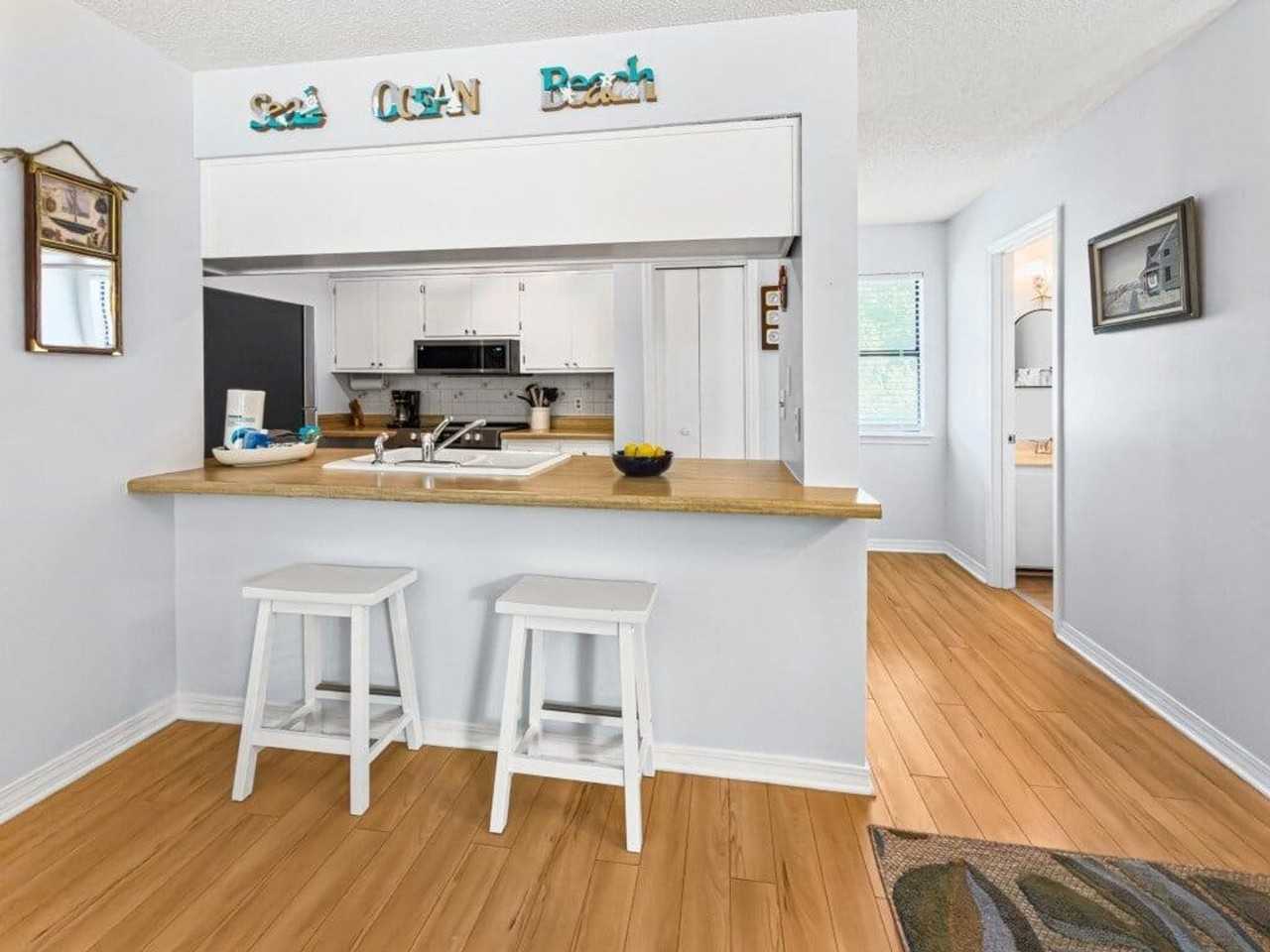 113 N Myrtle Dr #1447118P - Photo 4 of 20