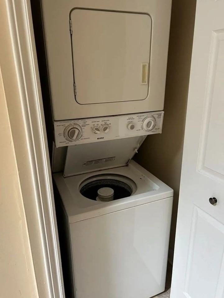 359 Blake Street - Photo 2 of 8