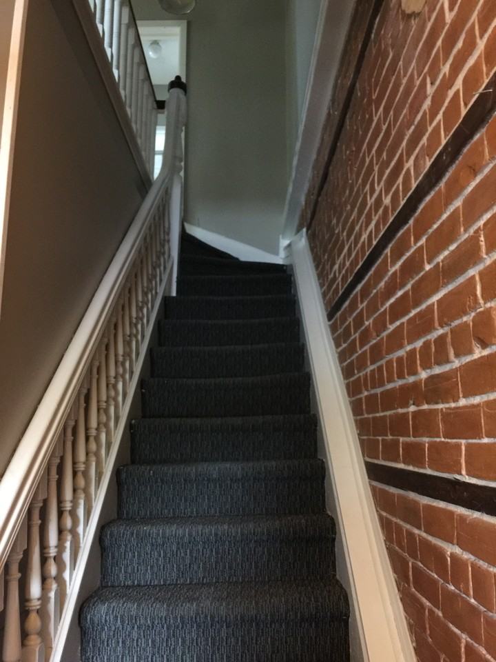 684 Albert Street - Photo 3 of 22