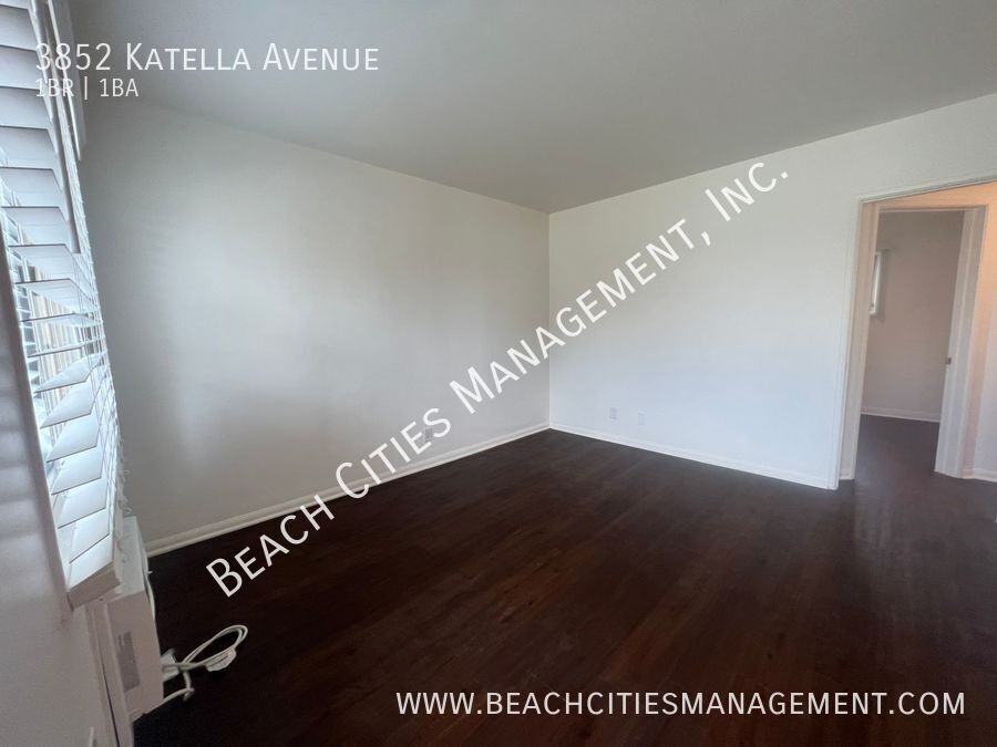 3852 Katella Ave - Photo 5 of 41