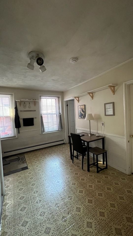 9 Winchester St #2 - Photo 3 of 7