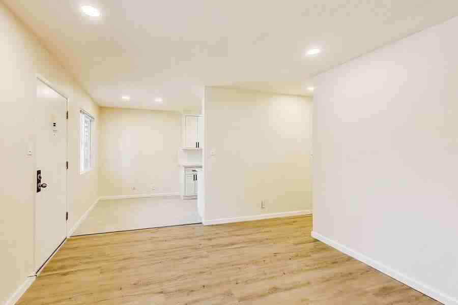 2180 Ashby Ave #03 - Photo 4 of 25