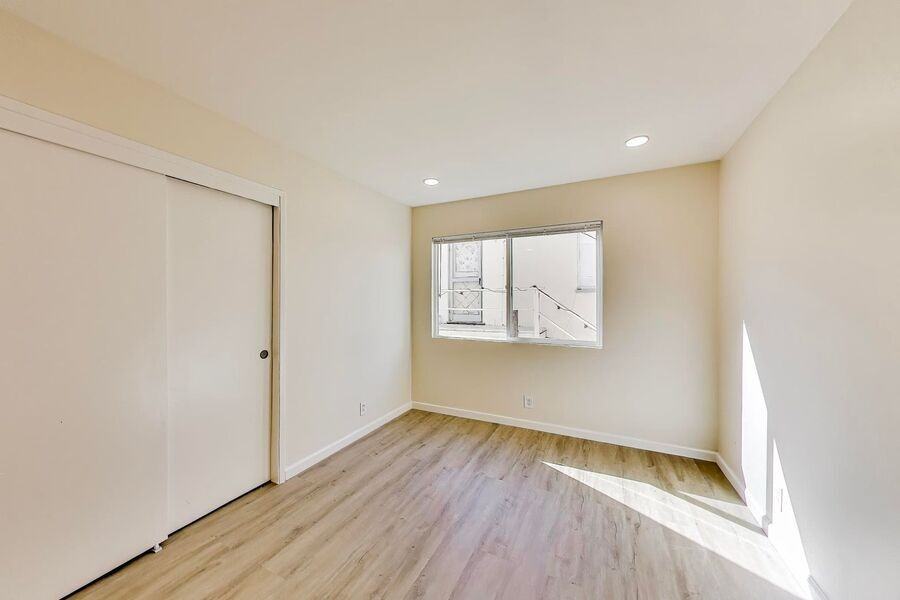 2180 Ashby Ave #03 - Photo 7 of 25