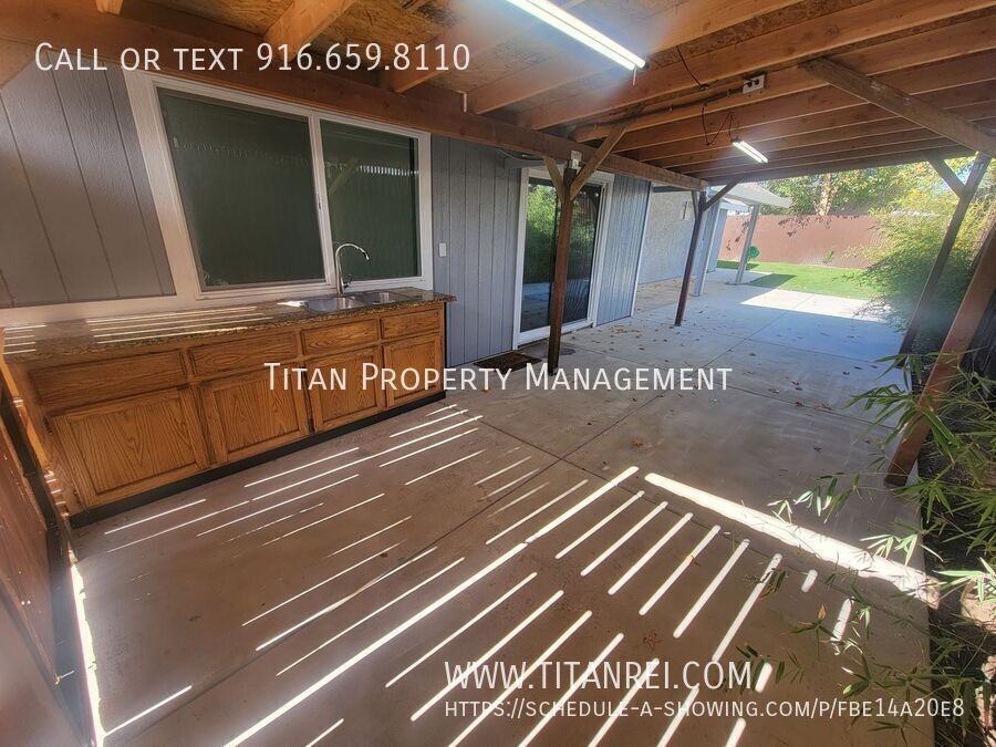 6245 Dias Ave #A - Photo 4 of 20